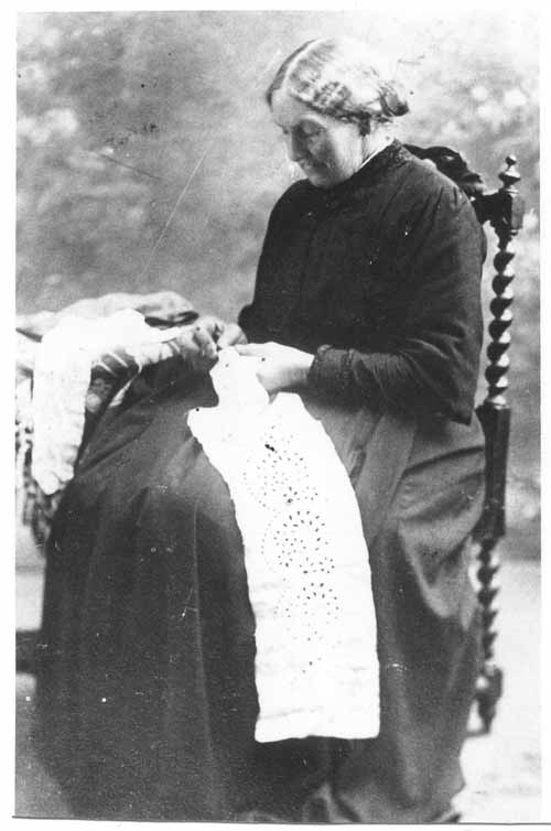 image Granny Brown at Biblins Lodge c 1900
