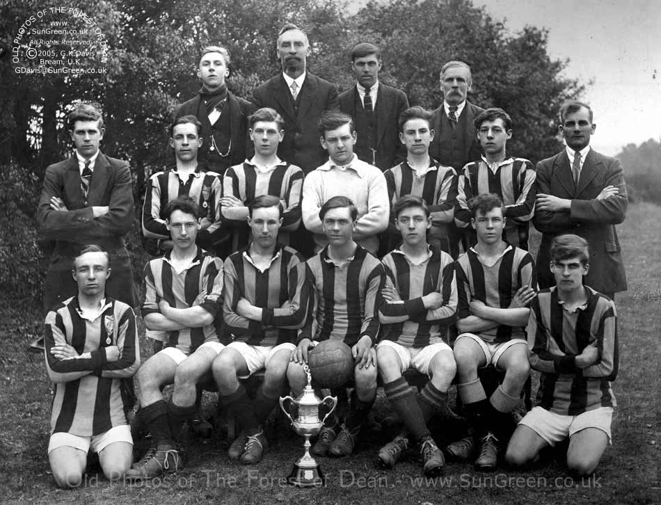 Highbeech A.F.C. Reserves 1924 (96k)