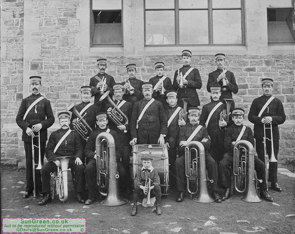 Bream Band 1903