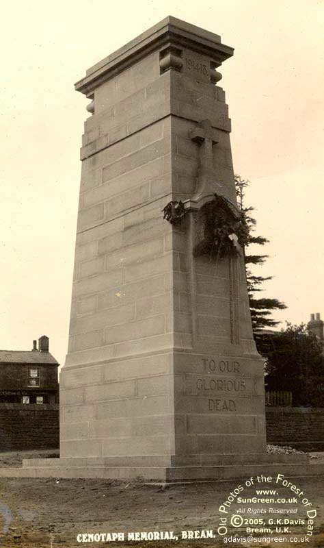 Bream Cenotaph 1921 (40k)