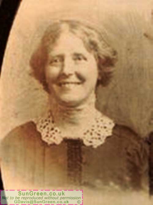 An old photo of Minnie Morse