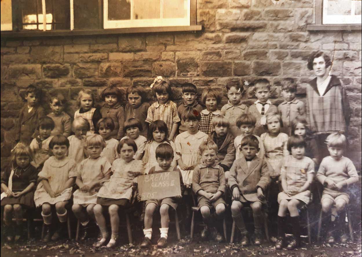 A photo of pupils of Bream school, probably from the 1920s