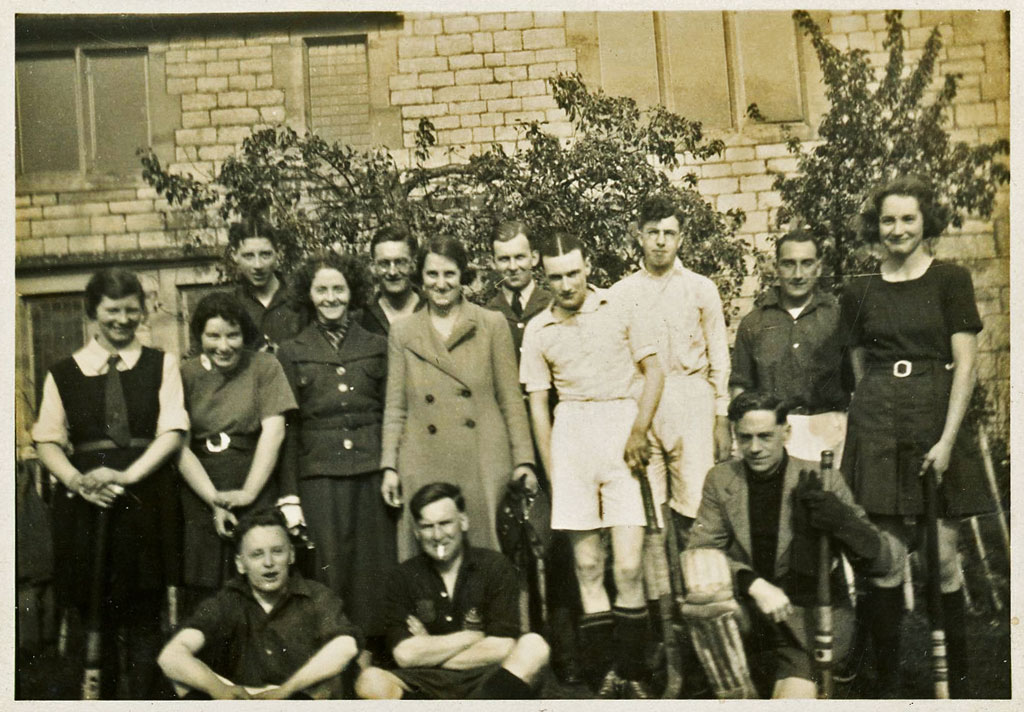 Parkend mixed hockey team